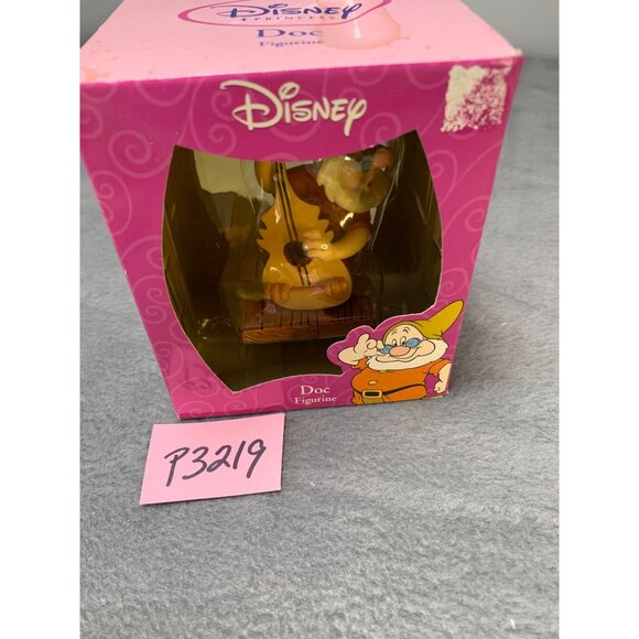 Disney Doc Figurine Enesco Exclusive CVS Special Edition Snow White 65th Anniver - Picture 6 of 6